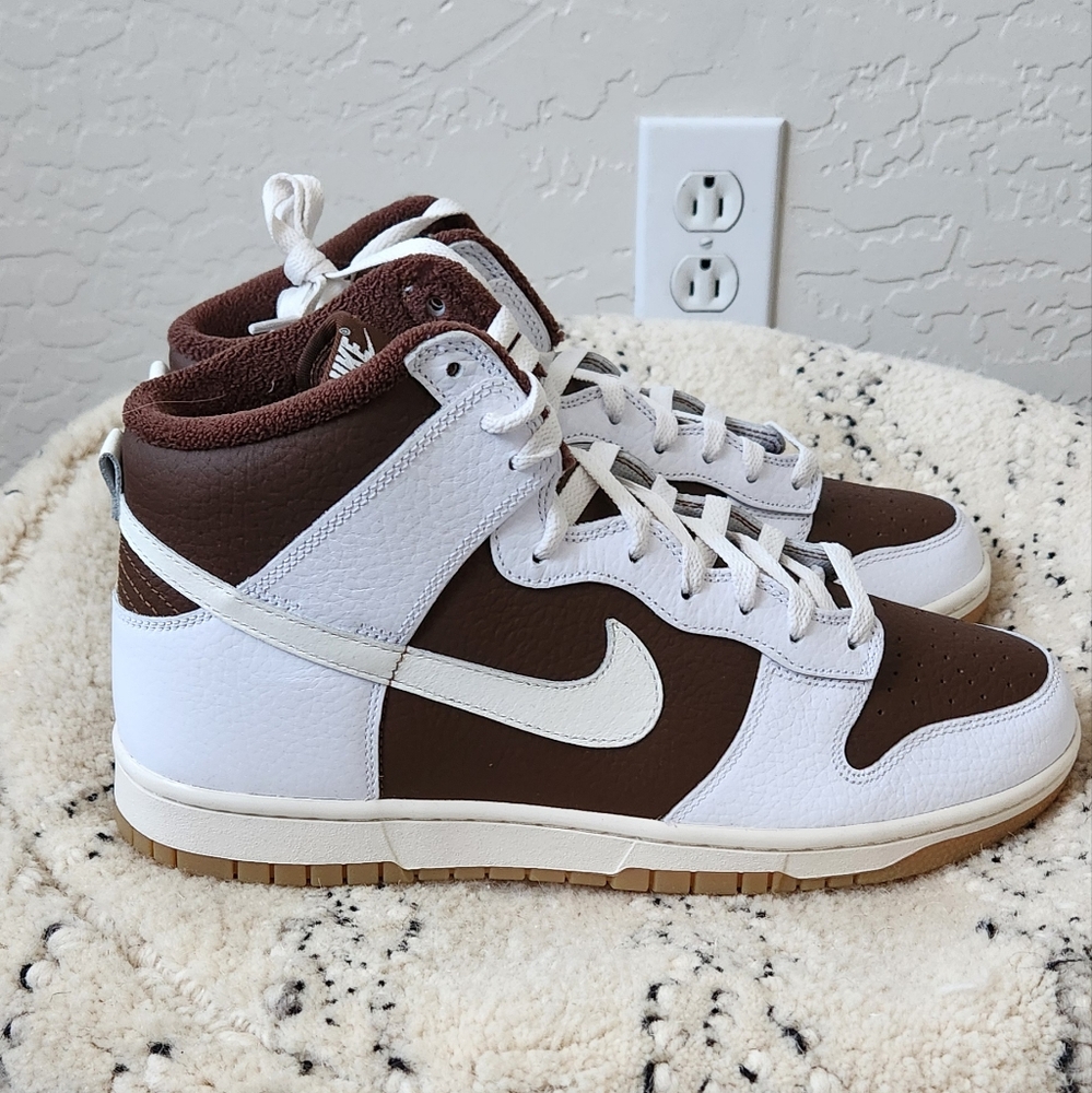 Custom Nikes - Picture 4 of 4